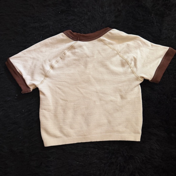 Urban Outfitters Kids Cream and Brown Tee - Picture 2 of 2